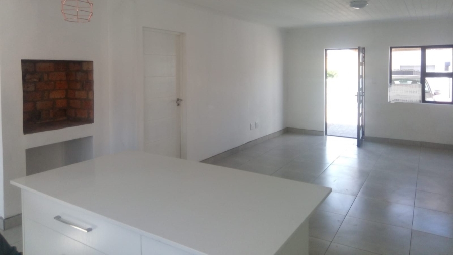 3 Bedroom Property for Sale in Bluewater Bay Western Cape